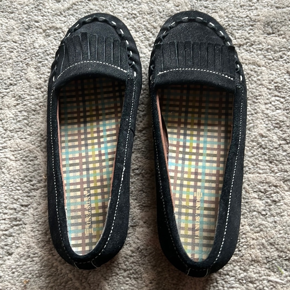 Lands end Women’s moccasins!